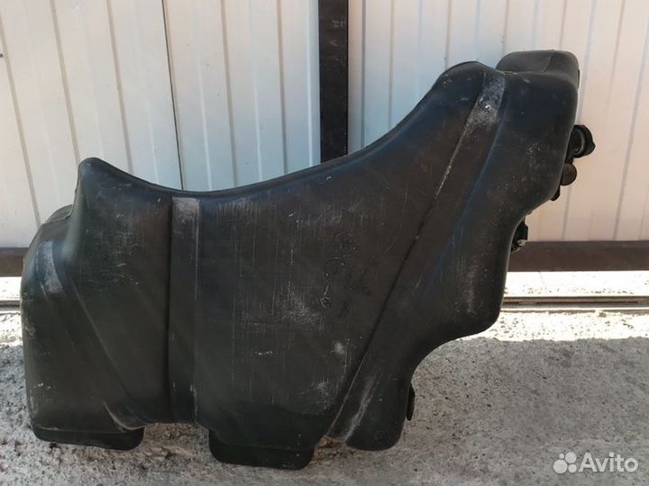 Топливный бак (бензобак) Volkswagen Passat B5 3B2