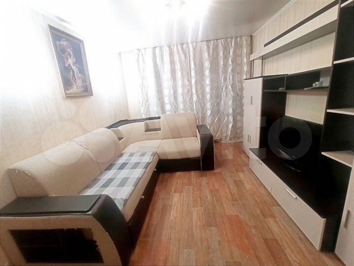 2-к. квартира, 45 м², 1/9 эт.