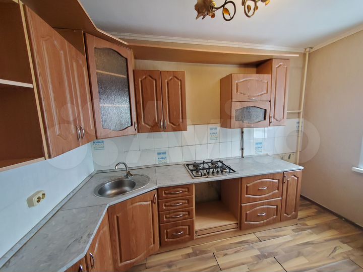 2-к. квартира, 53 м², 3/9 эт.