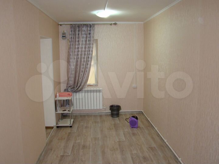 2-к. квартира, 43 м², 1/1 эт.