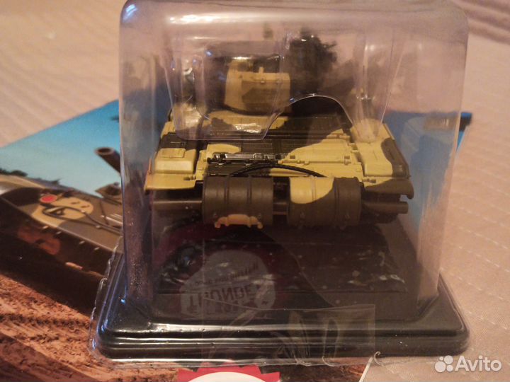 Модель танка Т - 72 А 1/43