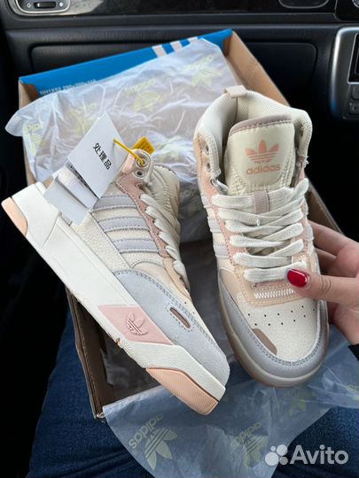 Кроссовки женские adidas forum low