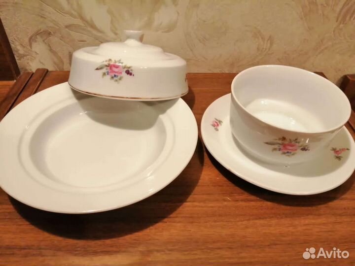 Тарелки Япония, салатник Чехия