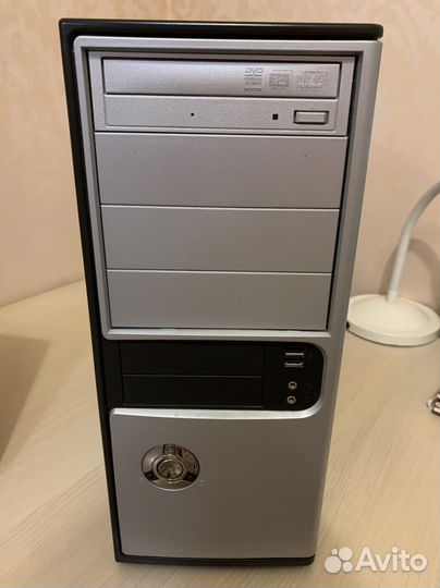 Монитор LG и системный блок