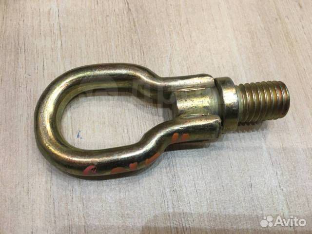 Крюк буксировочный golf 4