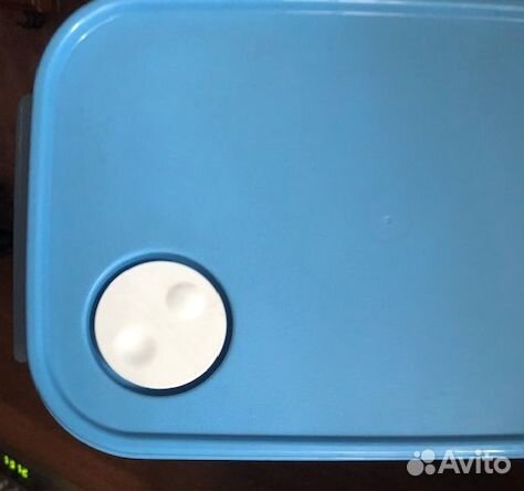 Контейнер от Tupperware