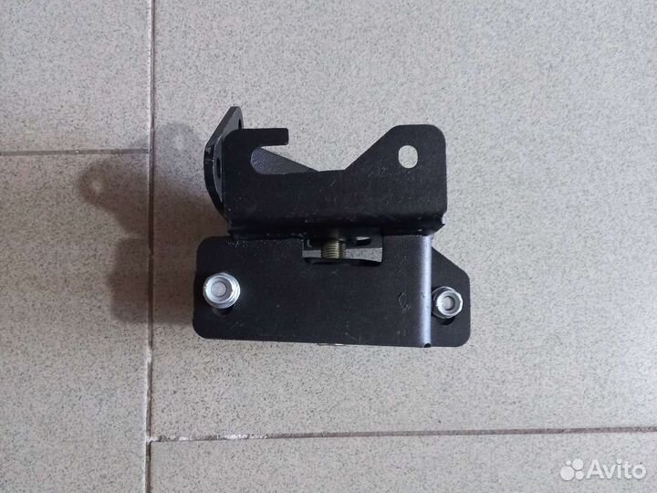 Усиленная подушка двигателя vesta