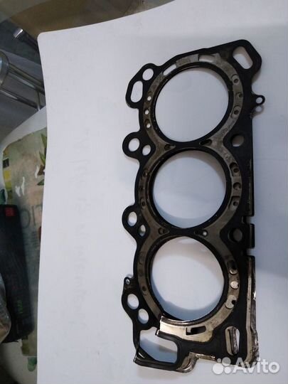 Продаю запчасть на Acura MDX 2001-2004 г