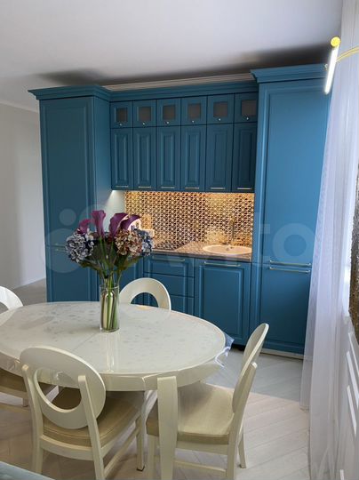 2-к. квартира, 60 м², 3/3 эт.