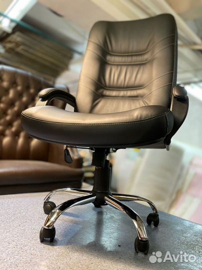 Кресло офисное