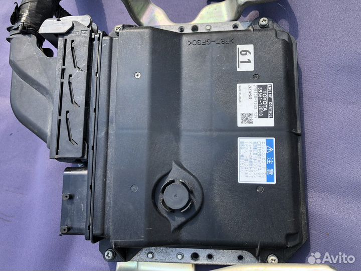 Головка блока цилиндров 1 zr fe