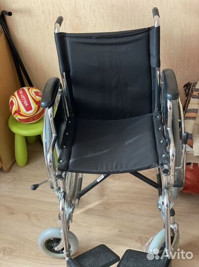 Коляска инвалидная