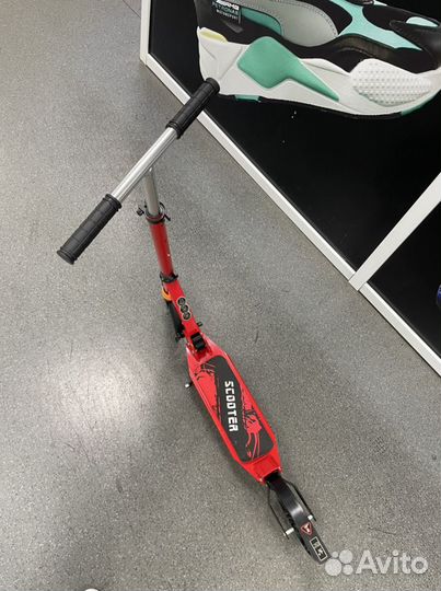 Самокат с амортизатором