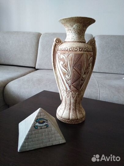 Ваза +пирамида