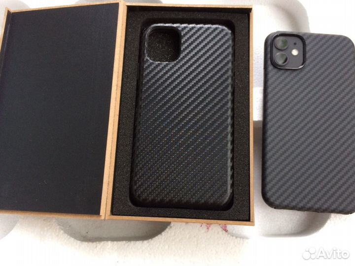 Чехол силиконовый для iphone11,11PRO.(под карбон)