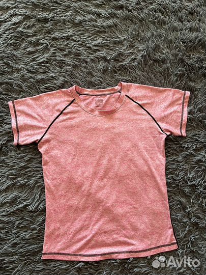 Футболка женская