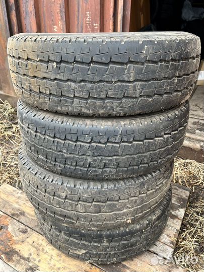 Toyo H08 215/70 R15