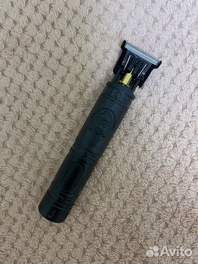 Триммер для бороды и усов