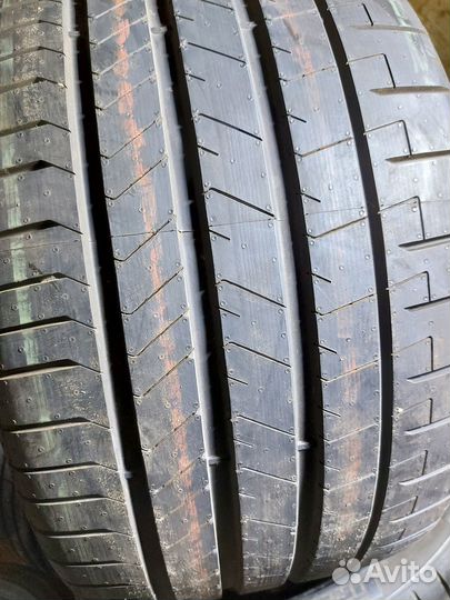 Pirelli P Zero PZ4 315/30 R20