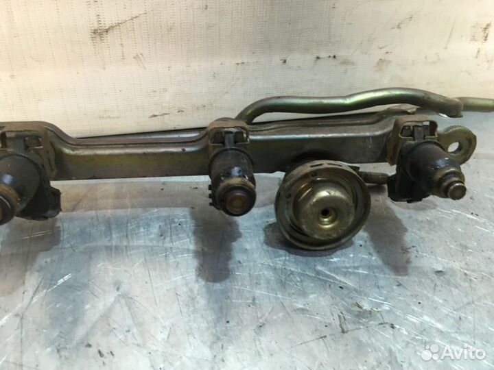 Рампа топливная Honda Civic Ferio D15B 2001