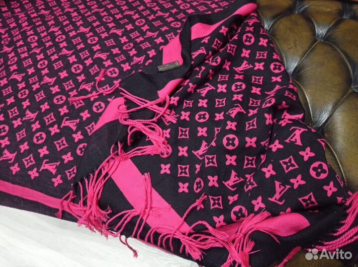 Палантин louis vuitton фуксия шерсть шелк италия