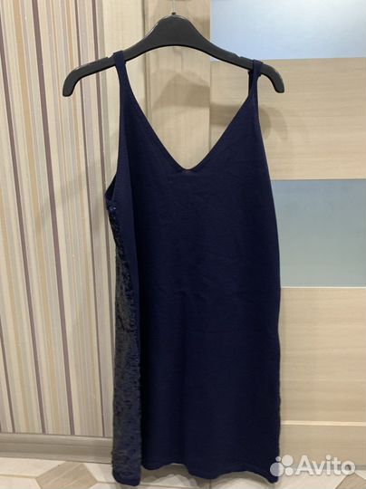 Платье в пайетках