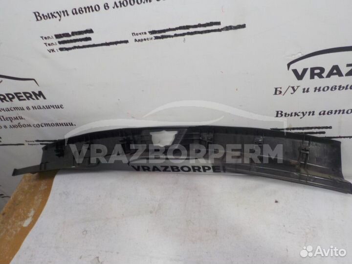 Обшивка багажника задняя (задней панели) Mazda CX