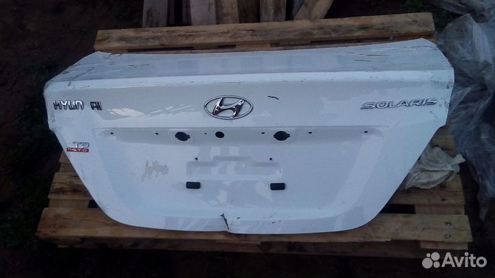 Хендай солярис крышка багажника седан В наличие