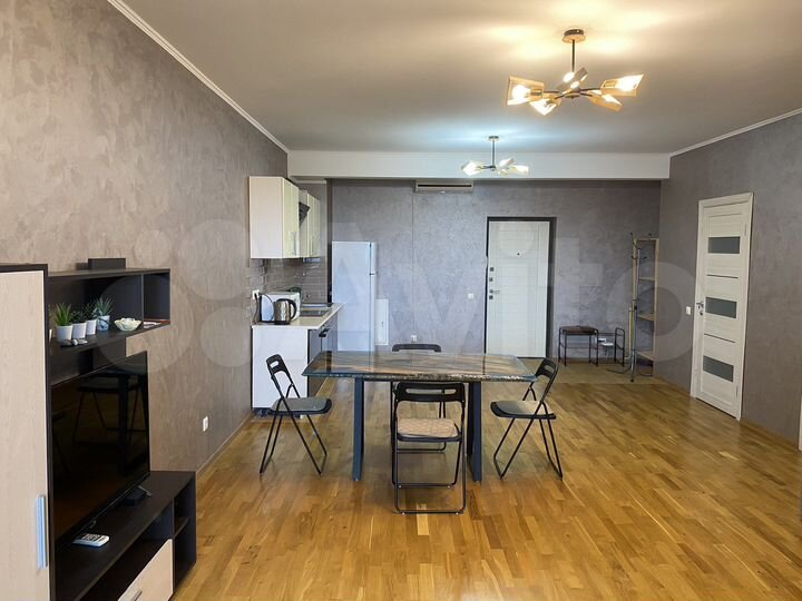 2-к. квартира, 77 м², 5/16 эт.