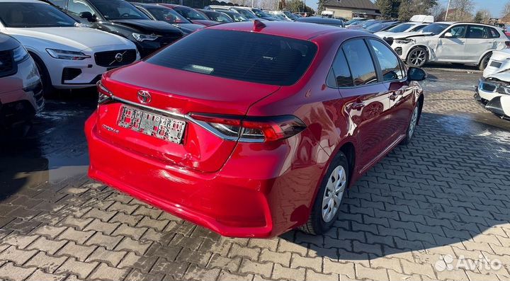 В разборе Toyota Corolla E210