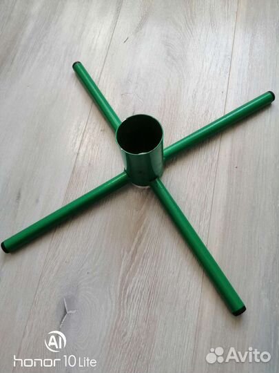 Подставка под елку