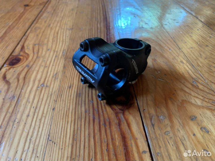 Покрышки Maxxis, Тормоза Hayes, Sram X-9