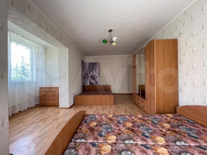 3-к. квартира, 179 м², 4/5 эт.