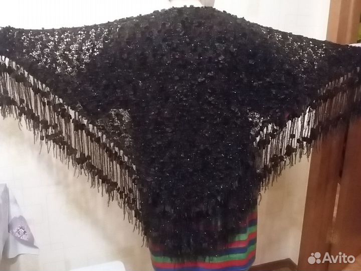 Платок-накидка с люрексом