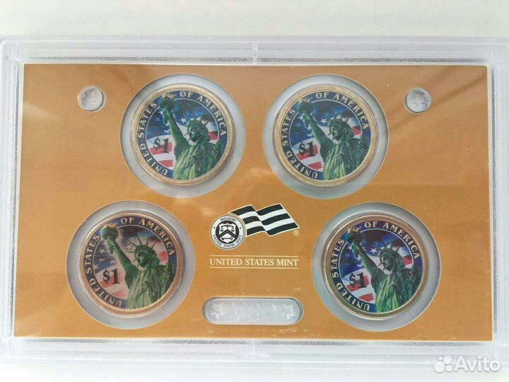Набор из четырёх монет