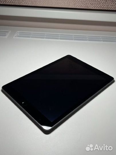 Apple iPad 5-го поколения 32гб