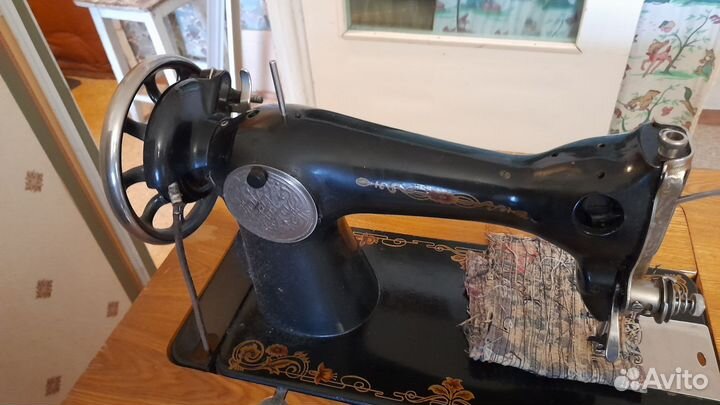 Швейная машинка бу