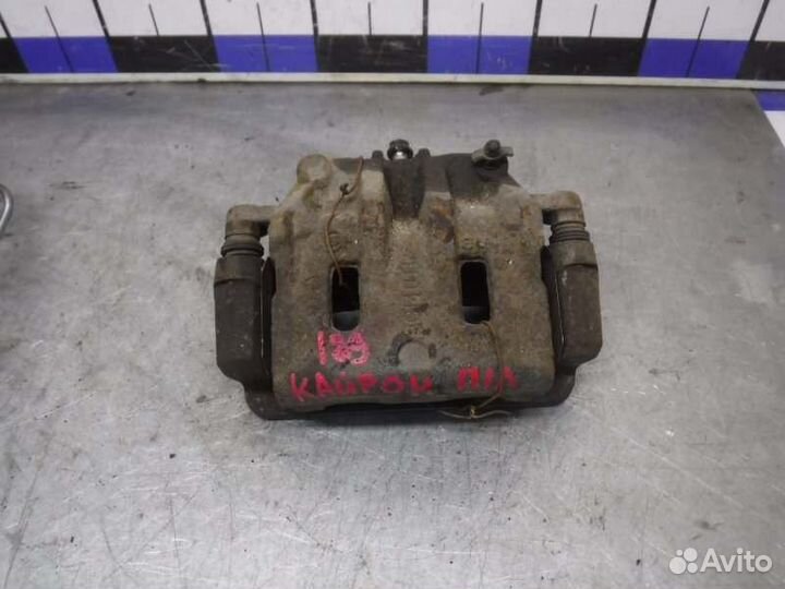 Суппорт передний левый Ssang Yong Kyron D20DT 2009