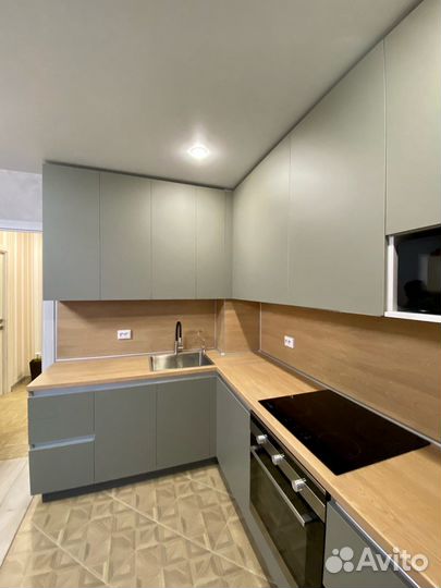 Прямая кухня на заказ под ключ в Новосибирске