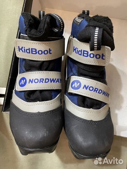 Лыжные ботинки р35