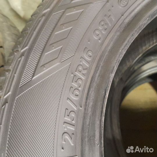 Hankook Dynapro HP2 RA33 215/65 R16 98H