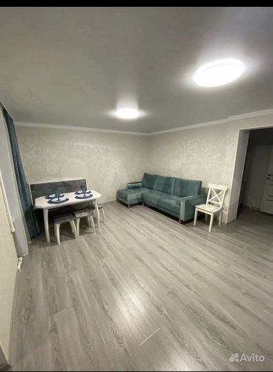 2-к. квартира, 60 м², 1/5 эт.