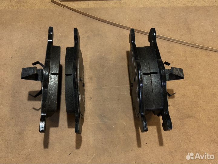 Тормозные колодки передние ford maverick