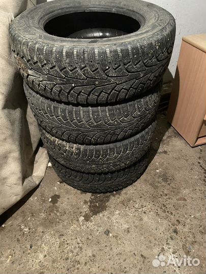 Nokian Tyres Hakkapeliitta 5 SUV 235/65 R17 S