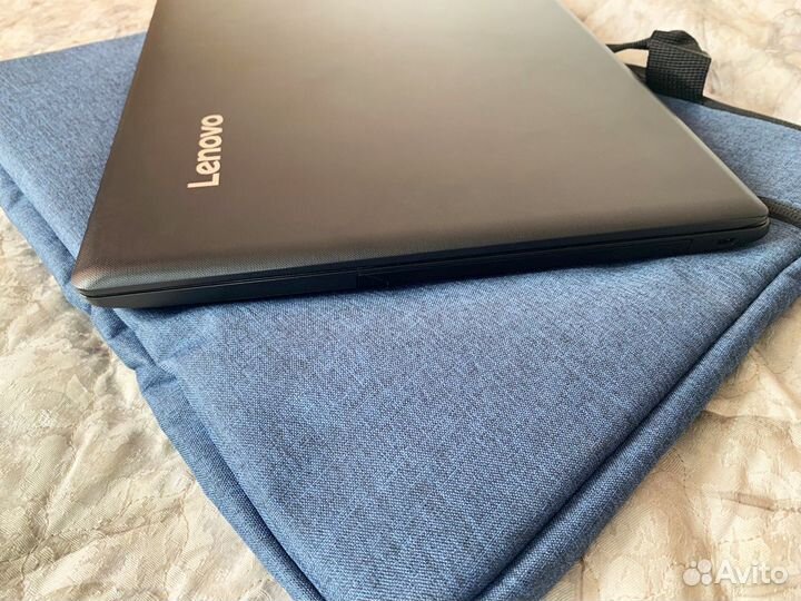 Ноутбук Lenovo 15.6 /4 Ядра / 8GB / SSD / M430 2GB