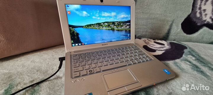 Нетбук Sony vaio