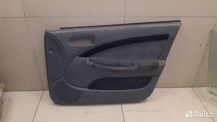 Обшивка двери передней правой Chevrolet Lacetti