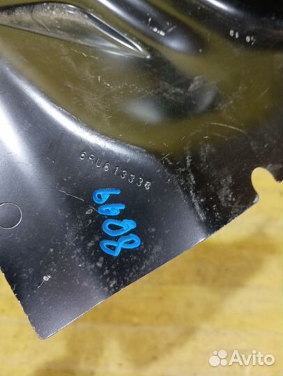 Усилитель панели фонаря левый VW Polo Rapid поло