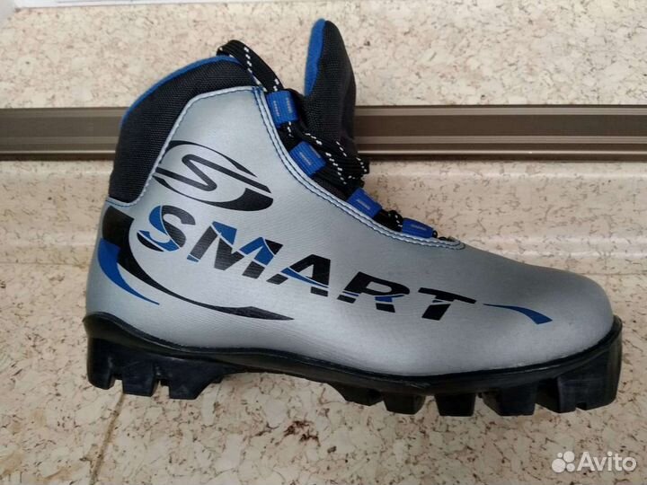 Лыжные ботинки детские smart 33 р