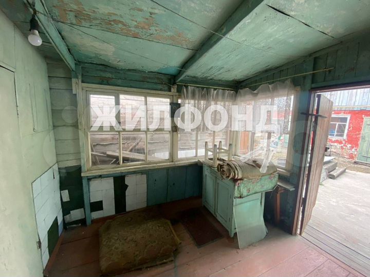 Дом 36 м² на участке 3 сот.